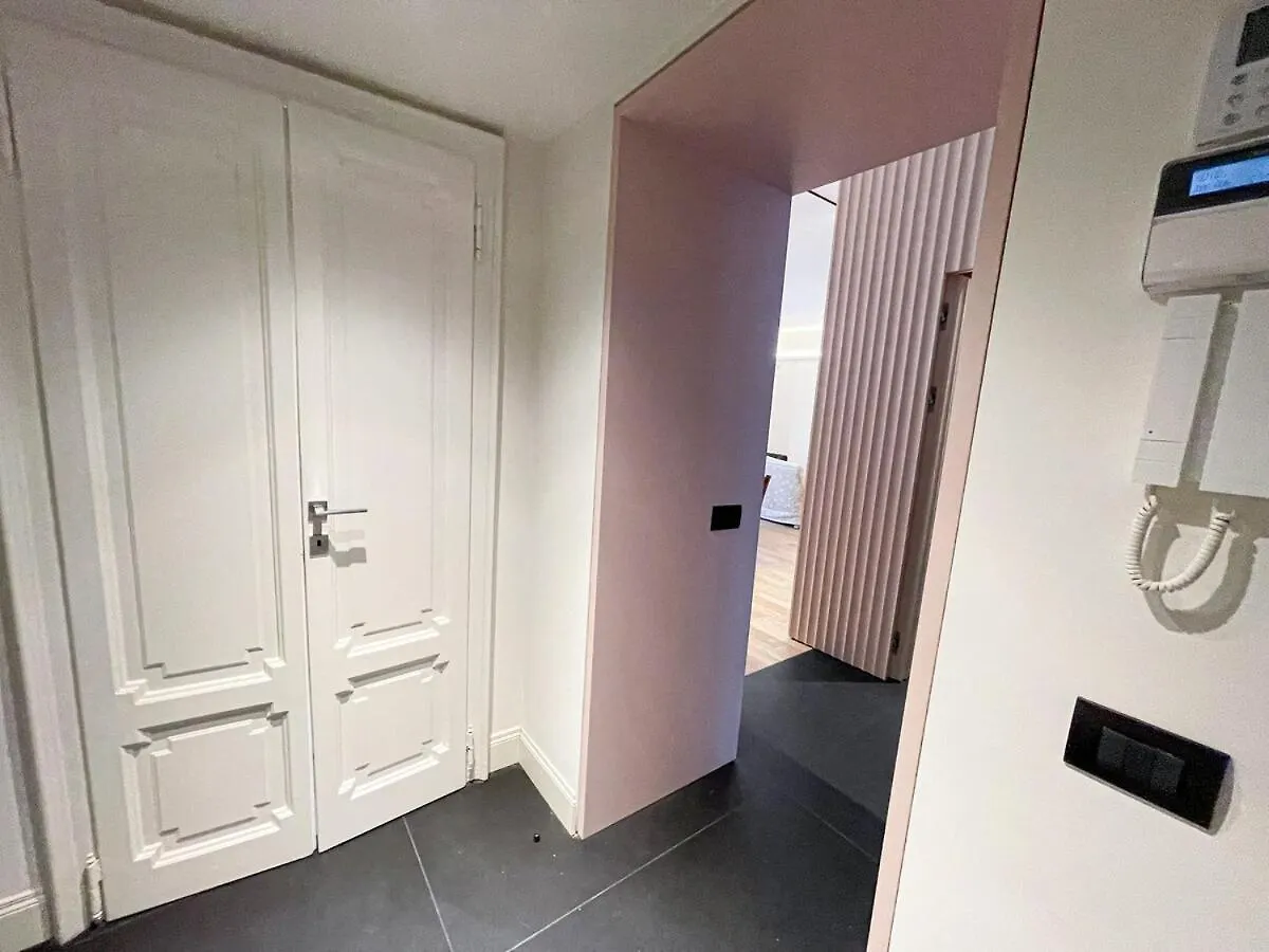 Luxury Penthouse - 5 Min To Duomo Διαμέρισμα Μιλάνο