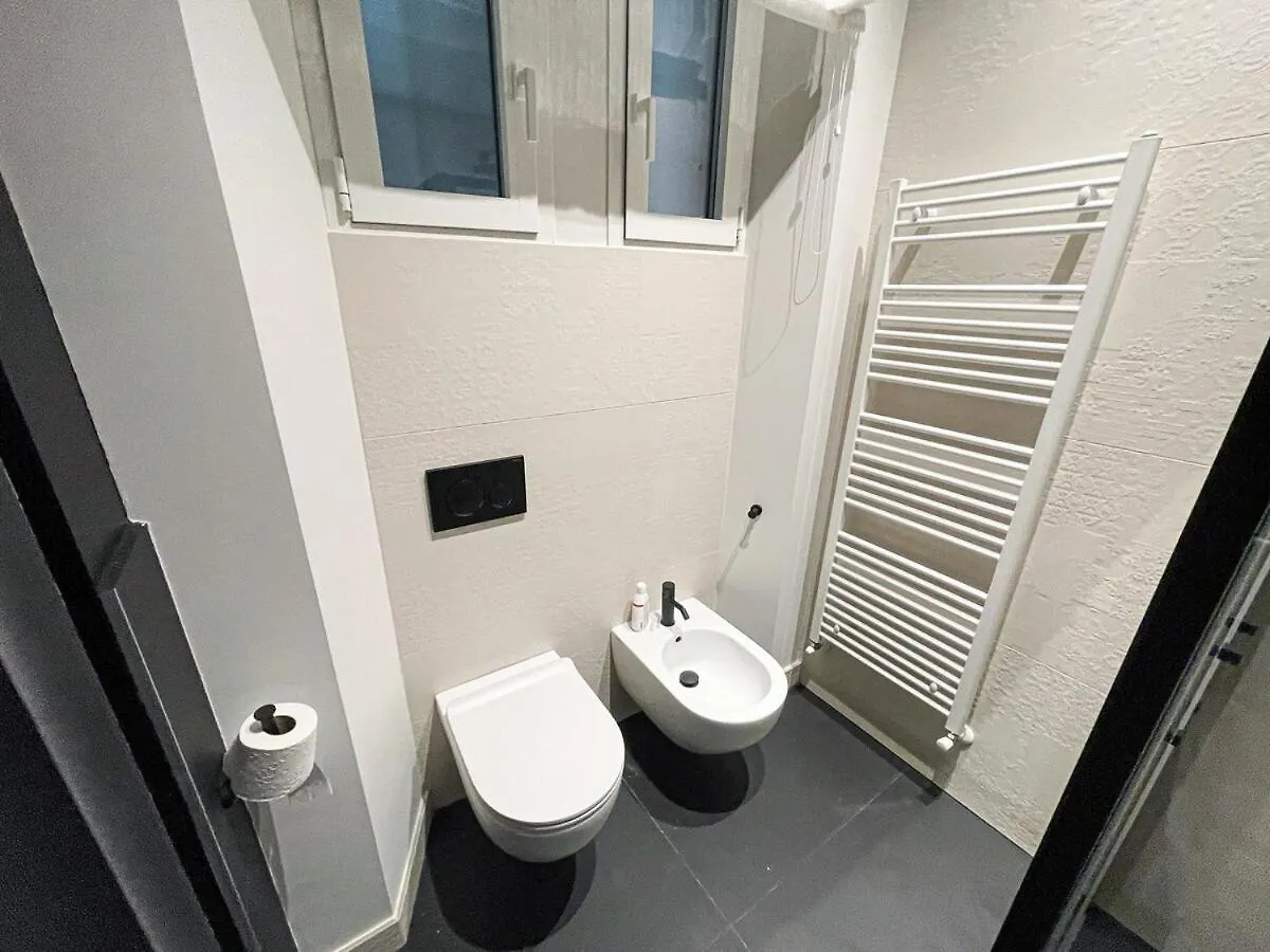 Luxury Penthouse - 5 Min To Duomo Διαμέρισμα Μιλάνο