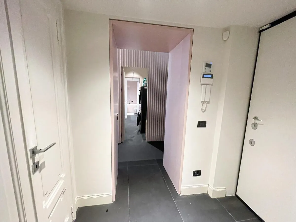 Luxury Penthouse - 5 Min To Duomo Διαμέρισμα Μιλάνο