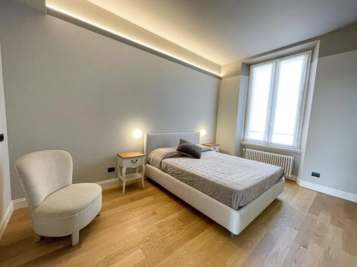 Luxury Penthouse - 5 Min To Duomo Διαμέρισμα Μιλάνο