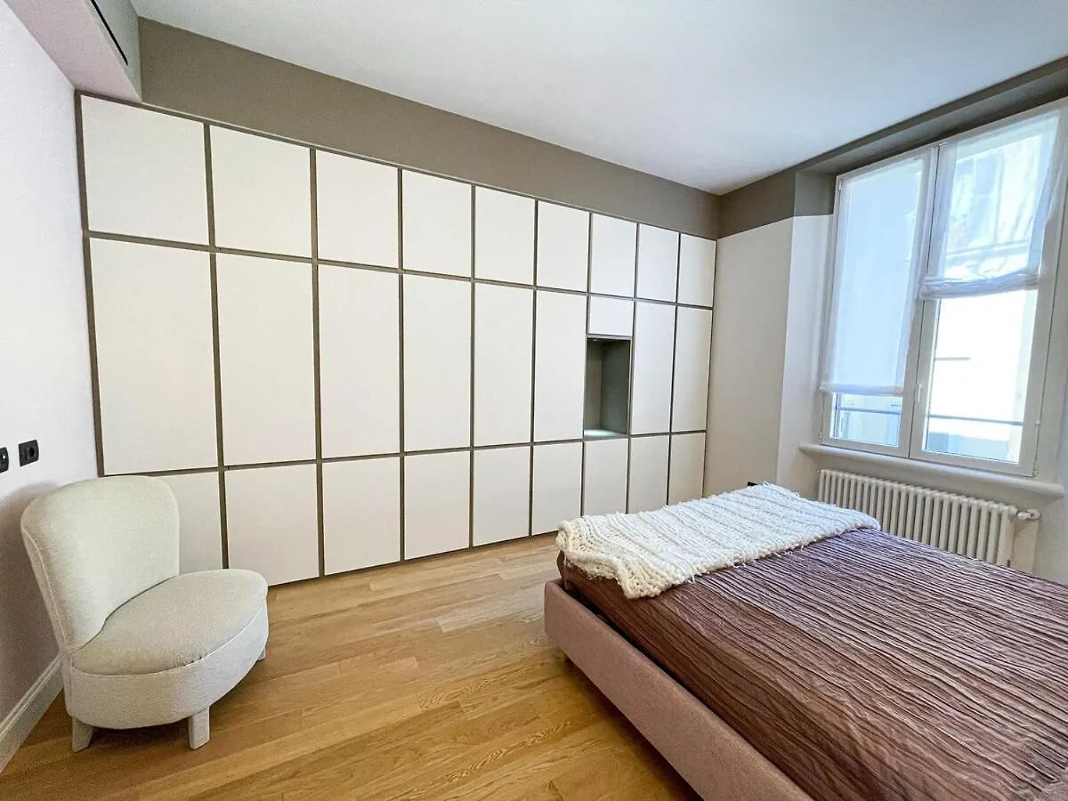 Luxury Penthouse - 5 Min To Duomo Διαμέρισμα Μιλάνο 0*,  Ιταλία
