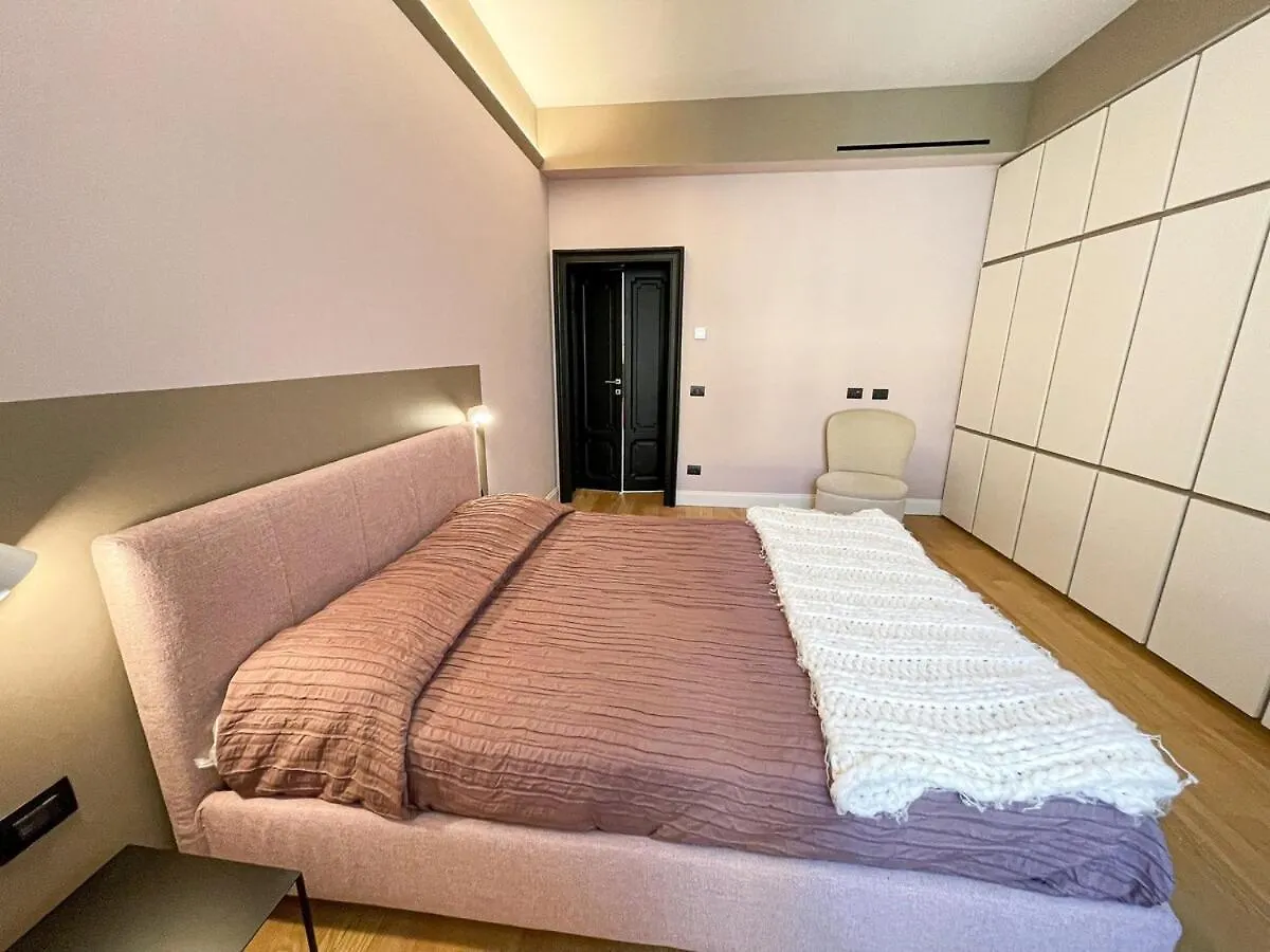 Luxury Penthouse - 5 Min To Duomo Διαμέρισμα Μιλάνο